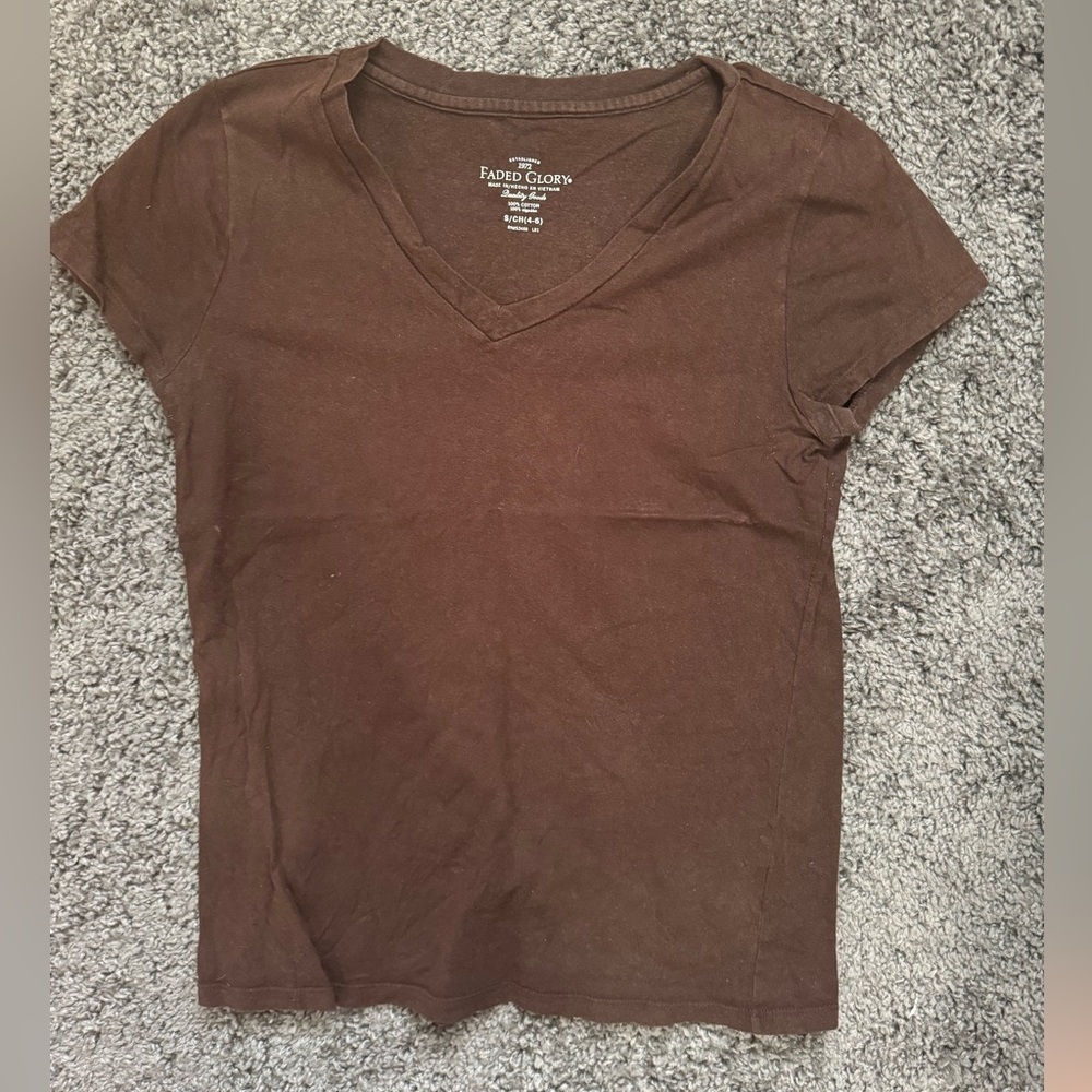 Faded glory Vneck